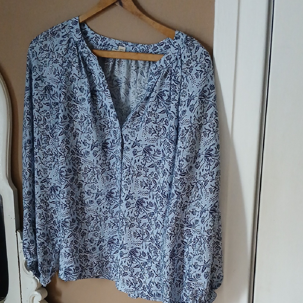 Baby Blue Light Ana XL Blouse Top